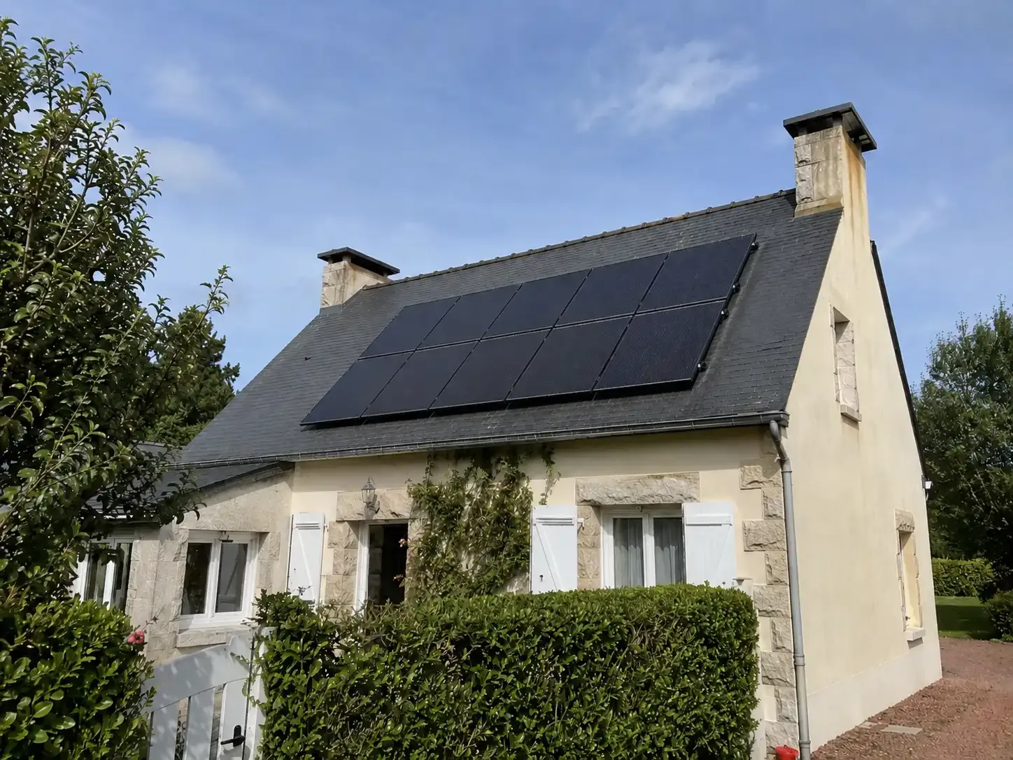 Image panneaux solaires photovoltaiques 4 panneaux photovoltaiques 31